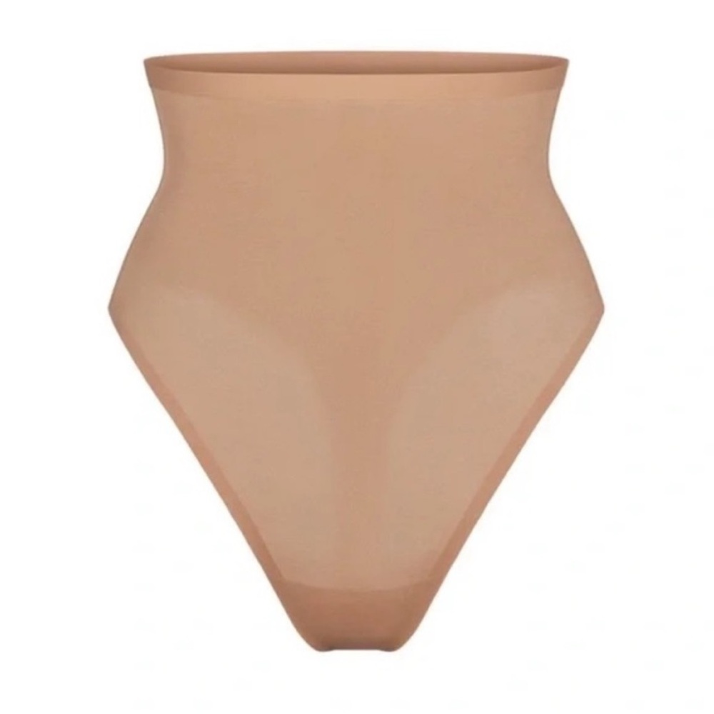 NWT Skims Sheer Sculpt Thong XXS